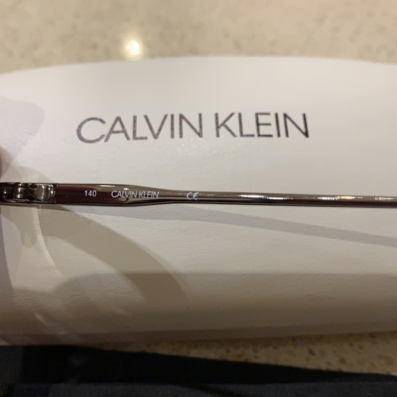 Calvin Klein Harry Potter glasses - Picture 3 of 3